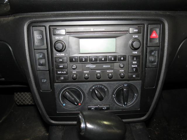 2004 volkswagen passat radio trim dash bezel 2560164