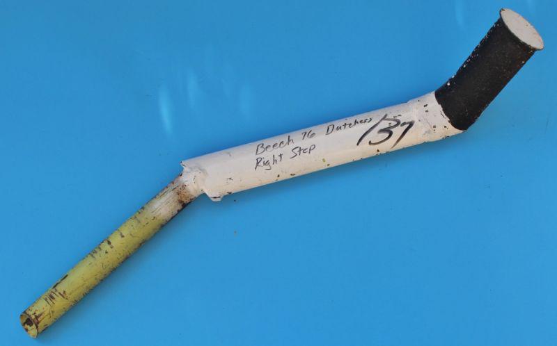 Beech duchess right boarding step