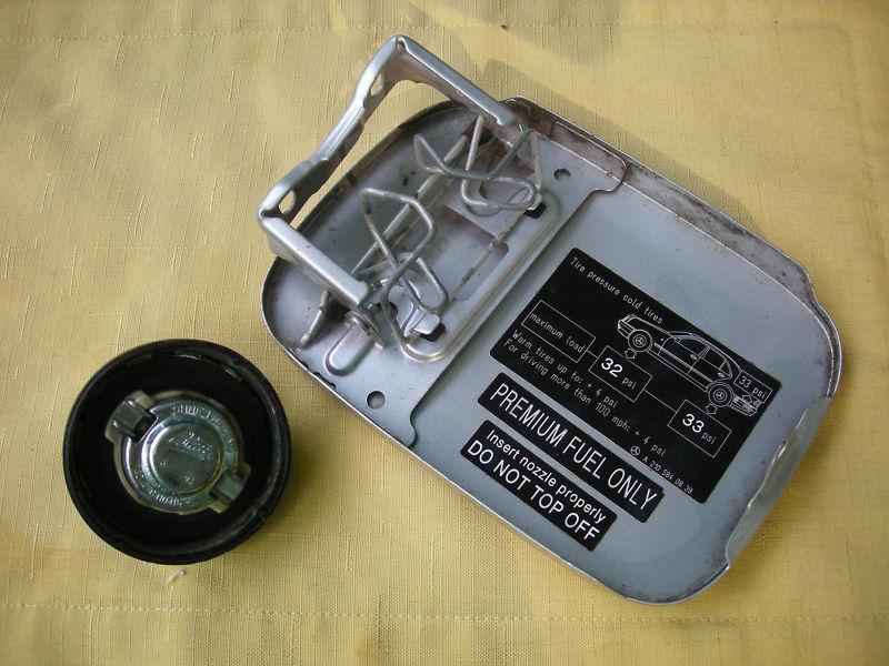 Buy MercedesBenz Gas Cap & Door fits 1998 CLK 320 Hardtop Body Type