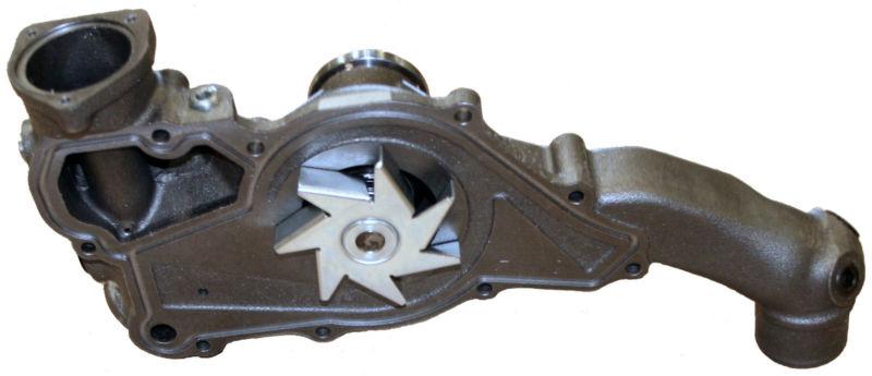 1823669c92 navistar water pump, 444/t444e (7.3l)