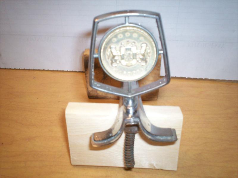 1975 1976 1977 chrysler cordoba oem hood ornament emblem assembly